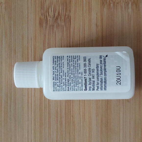 CeraVe Bundle- 29ml+ 14ml Moisturizing Cream + Cream to Foam Cleanser - NWOT - Picture 3 of 5